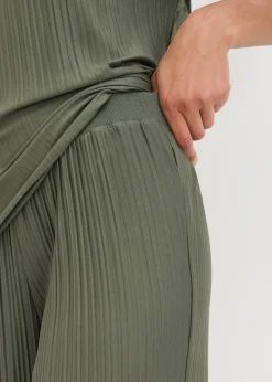 Trousers><noscript><img width=