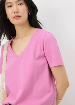 T-Shirts><noscript><img width=