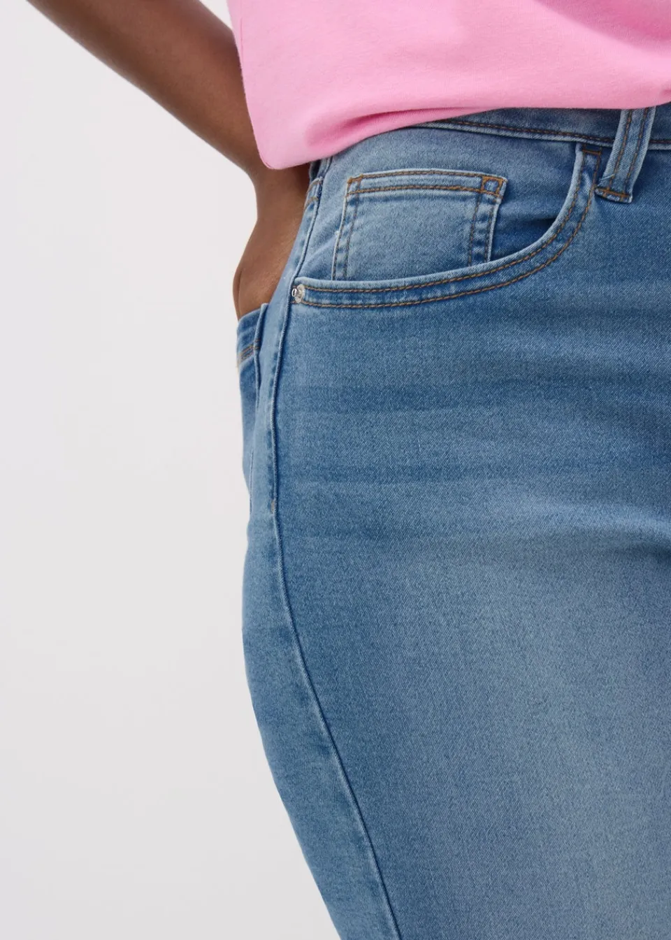 Jeans & Jeggings>Papaya Denim Lightwash Relaxed Skinny Jeans