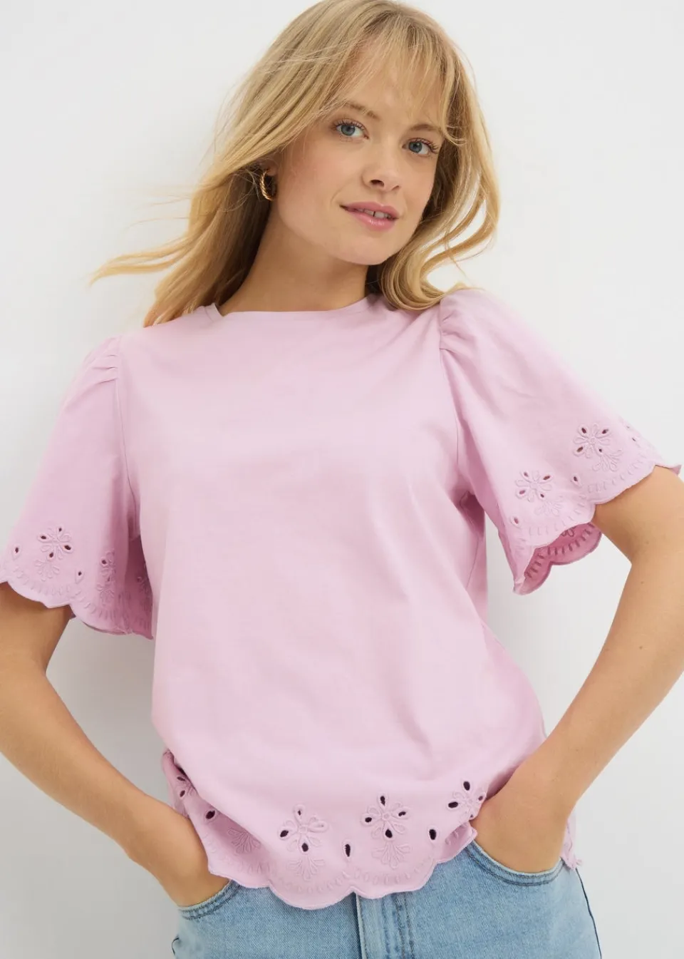 T-Shirts>Papaya Lilac Floral Cut Out T-Shirt