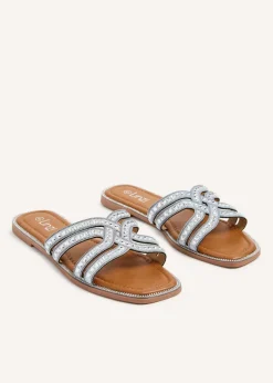 Footwear><noscript><img width=