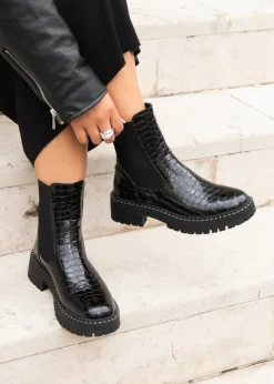Footwear><noscript><img width=