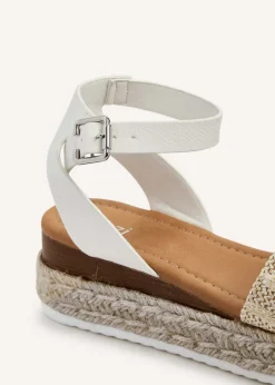 Footwear><noscript><img width=
