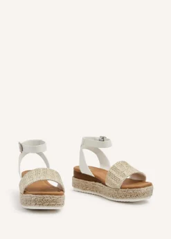 Footwear><noscript><img width=