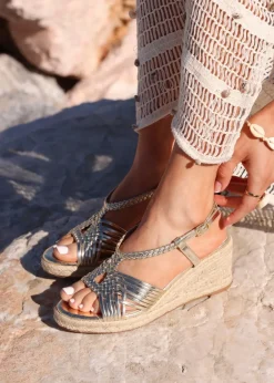 Footwear>Linzi Evolve Faux Leather Woven Espadrille Wedge Gold
