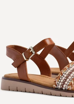 Footwear><noscript><img width=