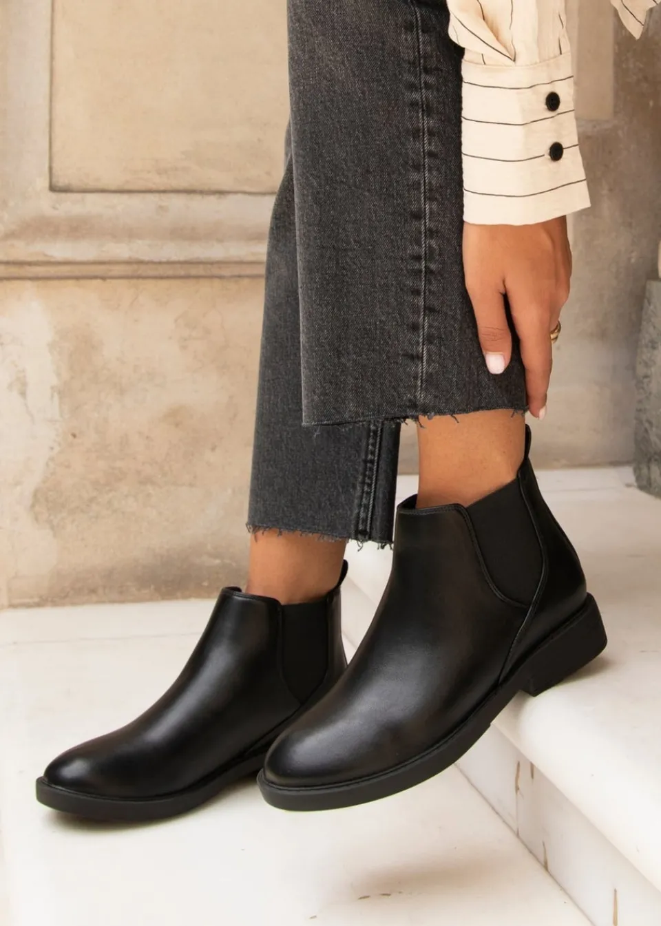 Footwear>Linzi Karina Black Faux Leather Classic Chelsea Boot