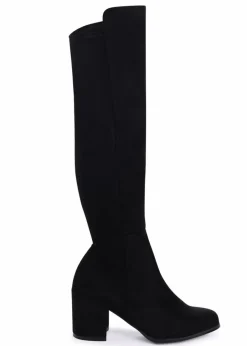 Footwear><noscript><img width=