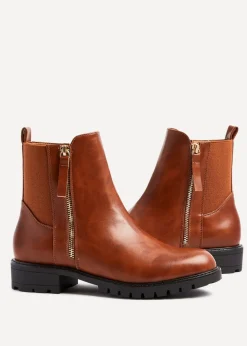Footwear><noscript><img width=