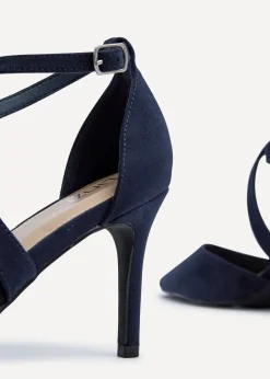 Footwear><noscript><img width=