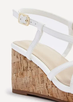 Footwear><noscript><img width=