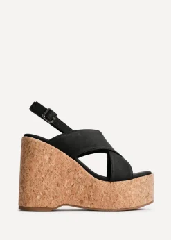 Footwear><noscript><img width=