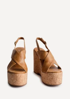 Footwear><noscript><img width=