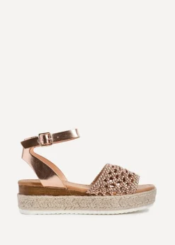 Footwear><noscript><img width=