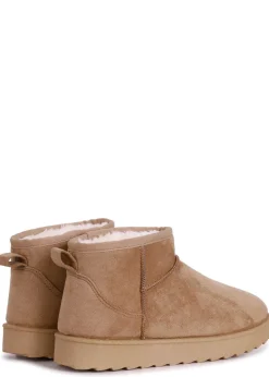 Footwear><noscript><img width=