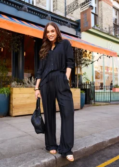 Trousers><noscript><img width=