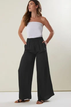 Trousers><noscript><img width=