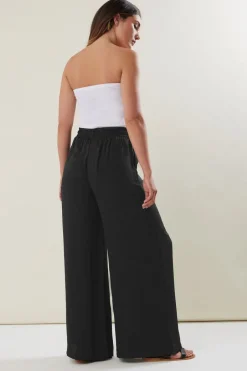 Trousers><noscript><img width=