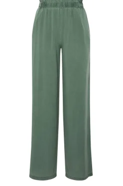 Trousers><noscript><img width=