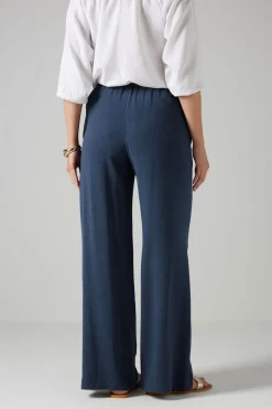 Trousers><noscript><img width=