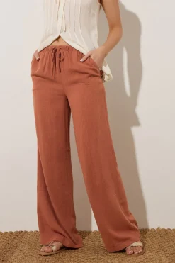 Trousers><noscript><img width=