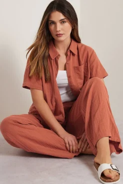 Trousers><noscript><img width=