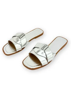Footwear><noscript><img width=