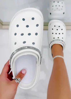 Footwear><noscript><img width=