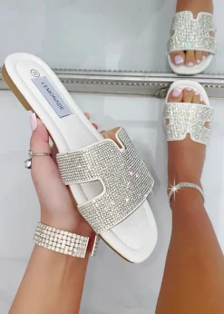 Footwear><noscript><img width=