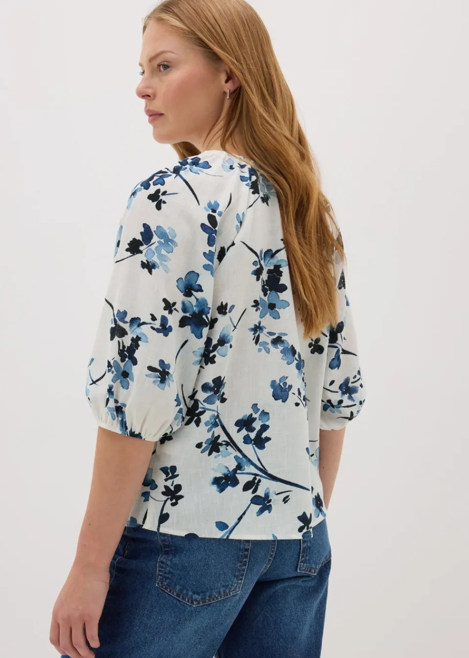 Blouses & Shirts>Papaya Navy Ditsy Floral V-Neck Tea Top
