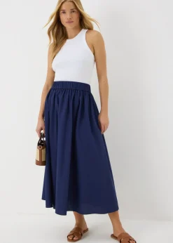 Skirts><noscript><img width=
