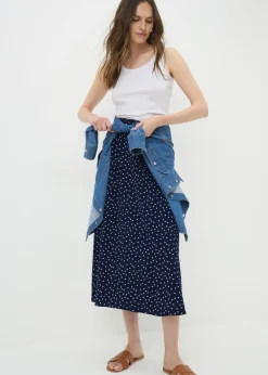 Skirts><noscript><img width=
