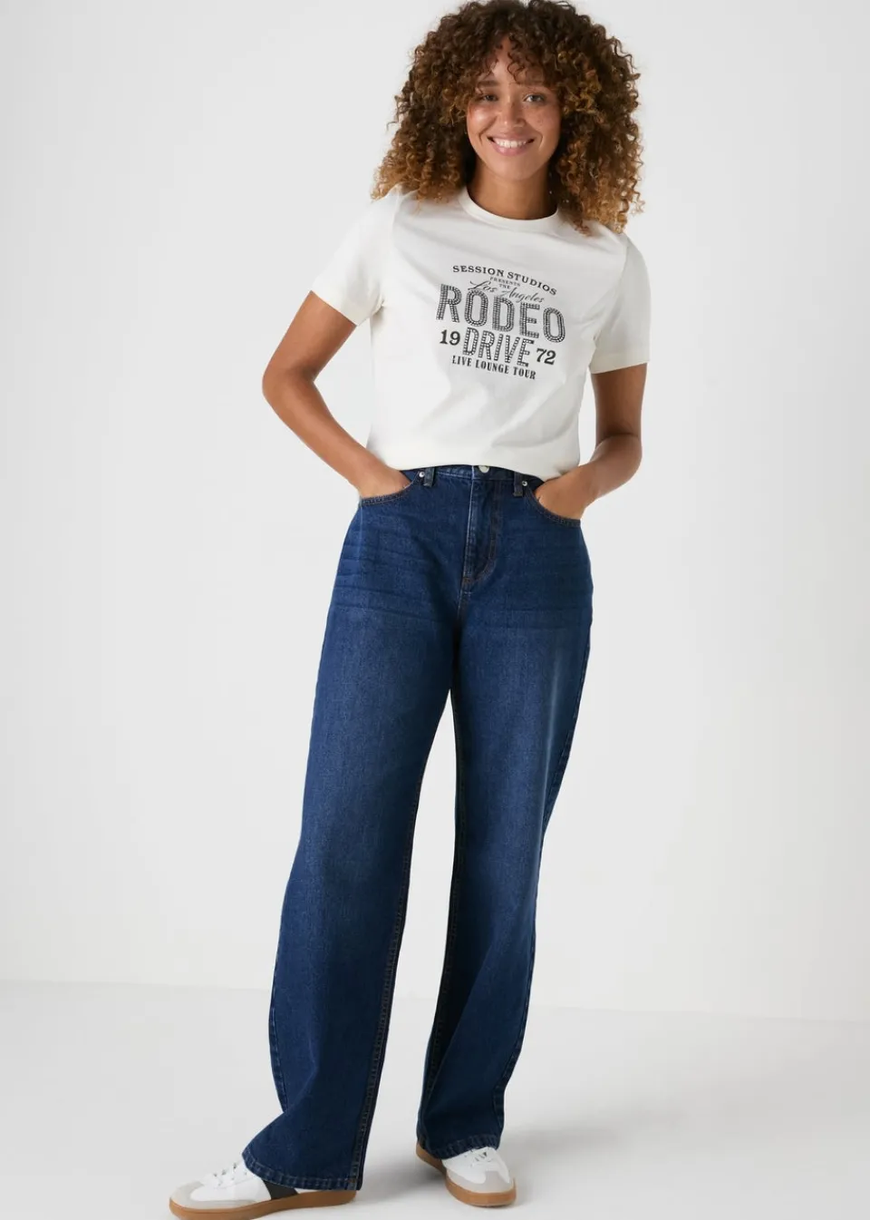 Jeans & Jeggings>Papaya Petite Blue Mid Wash Relaxed Straight Jeans