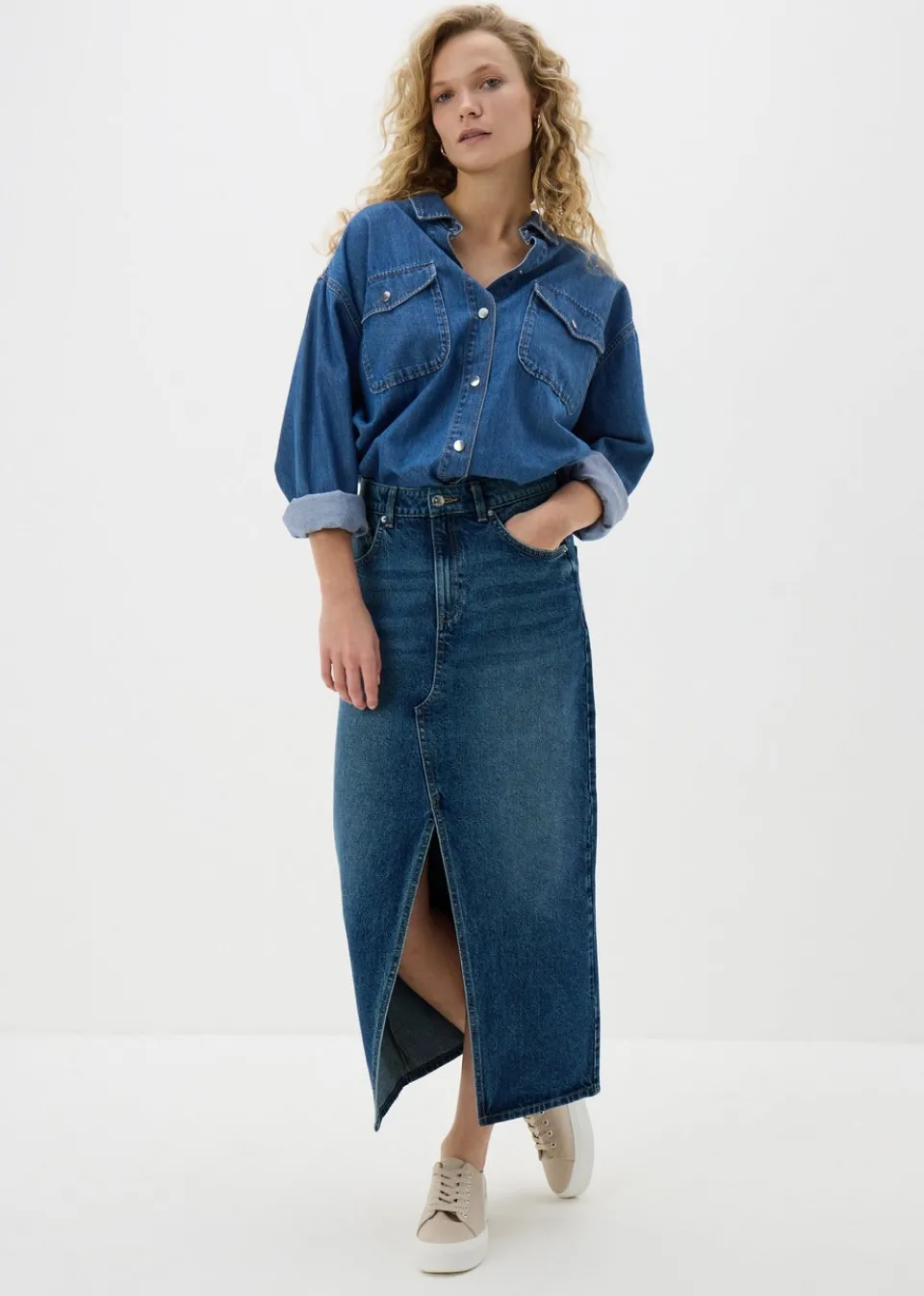 Skirts>Papaya Petite Mid Wash Denim Midi Skirt