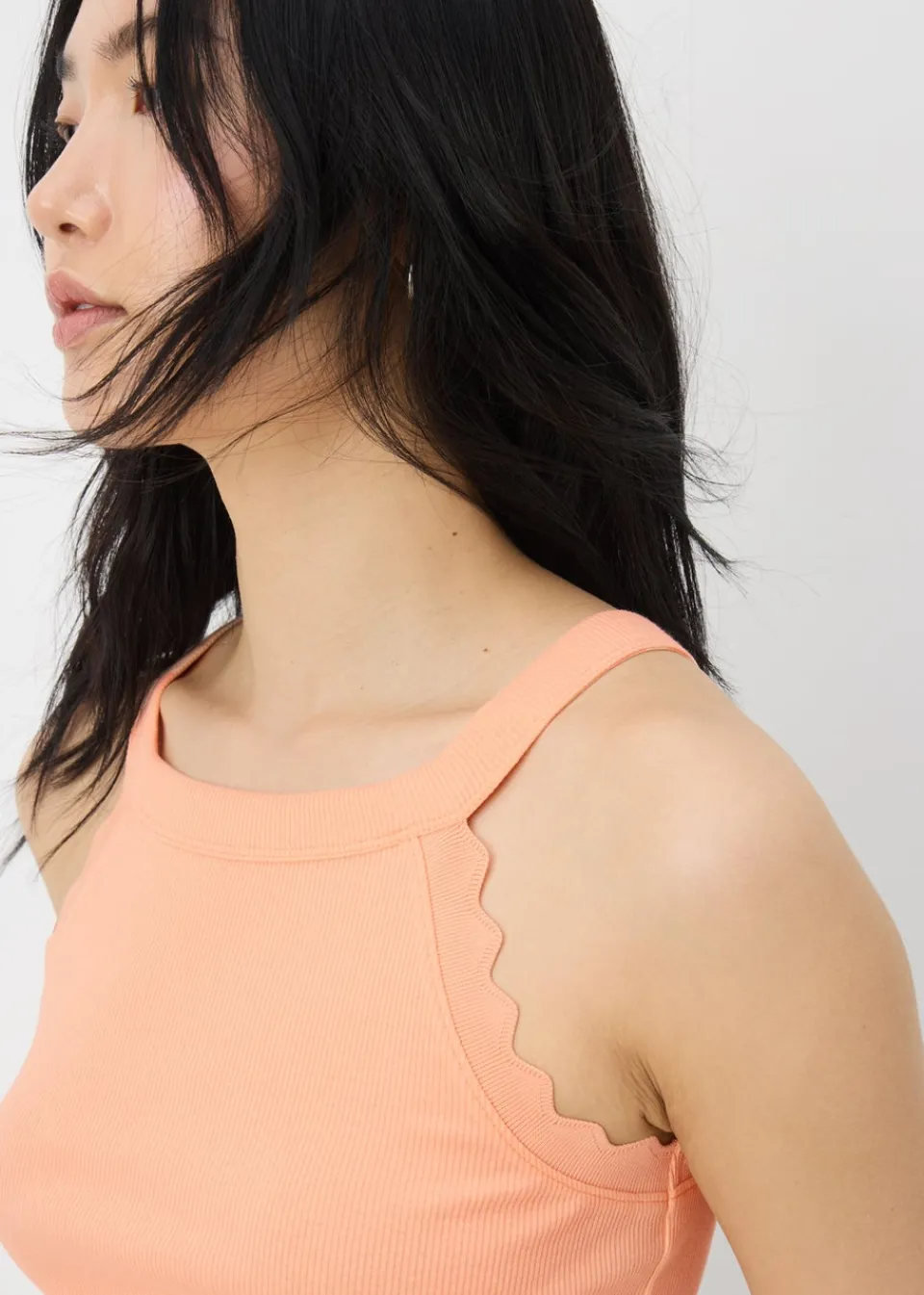 Tops>Papaya Scalloped Edge Vest Top Peach