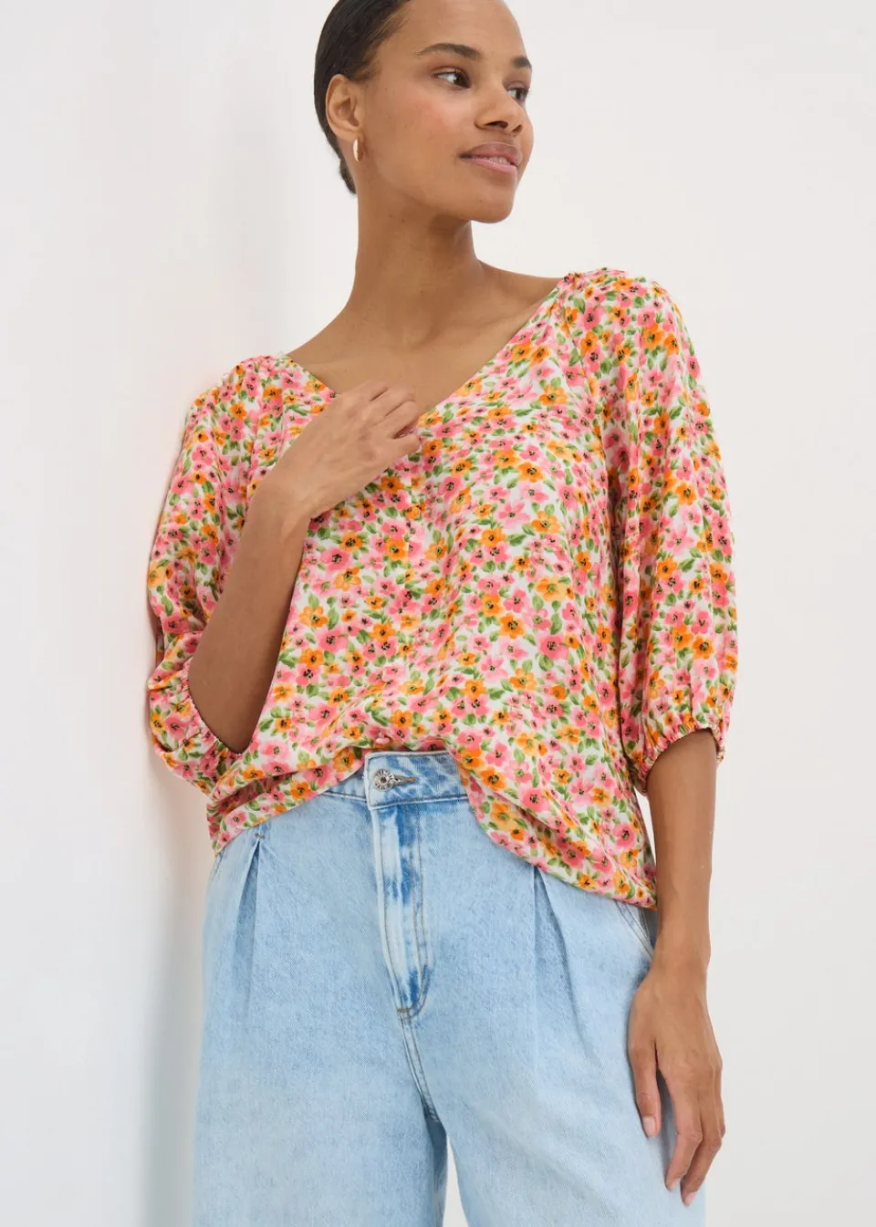 Tops>Papaya Pink Floral Tea Blouse