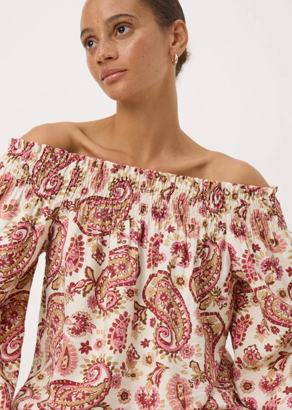 Tops>Papaya Pink Paisley Print Shirred Bardot Top