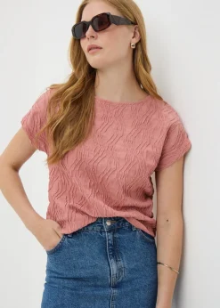 T-Shirts>Papaya Pink Textured T Shirt