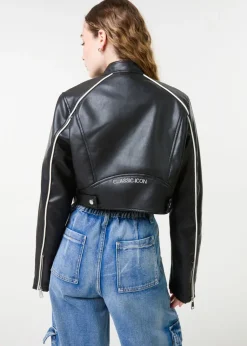 Coats & Jackets><noscript><img width=
