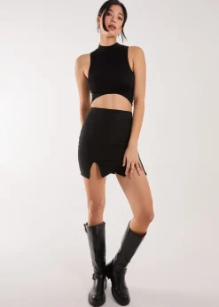 Skirts><noscript><img width=