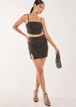 Skirts><noscript><img width=