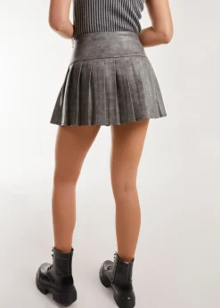 Skirts>Pink Vanilla Black Stone Wash Pleated Mini Skirt