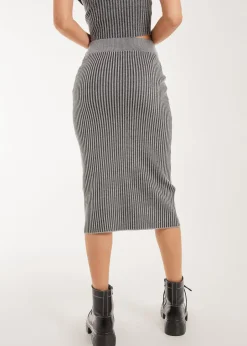 Skirts><noscript><img width=