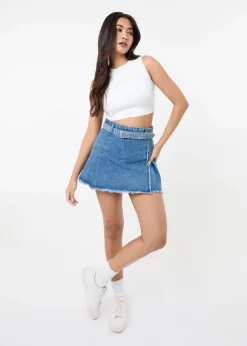 Skirts><noscript><img width=