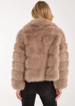 Coats & Jackets><noscript><img width=