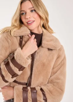 Coats & Jackets><noscript><img width=