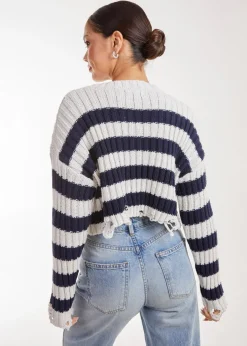 Knitwear><noscript><img width=