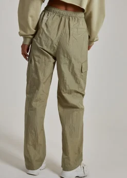 Trousers><noscript><img width=