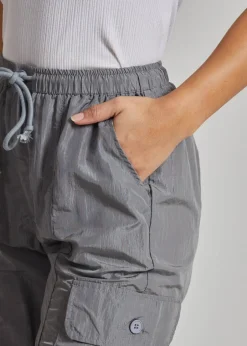 Trousers><noscript><img width=