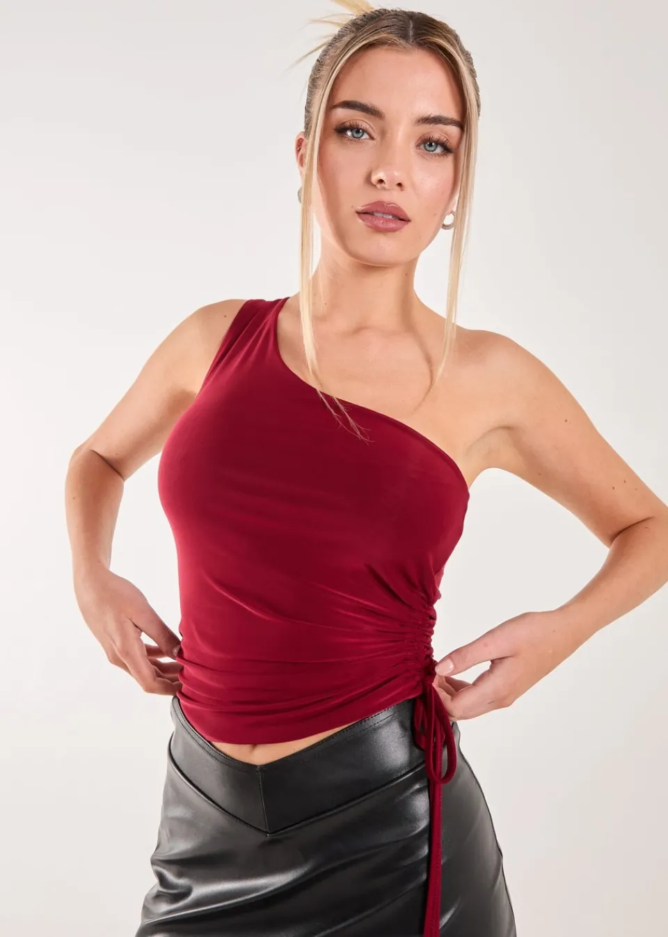Tops>Pink Vanilla Red Asymmetric Side Ruched Top